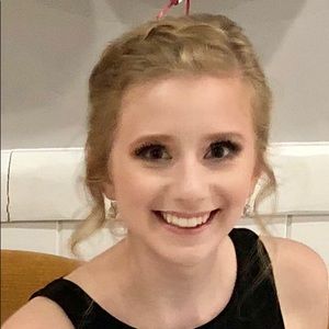 Meet your Posher, Mckayla